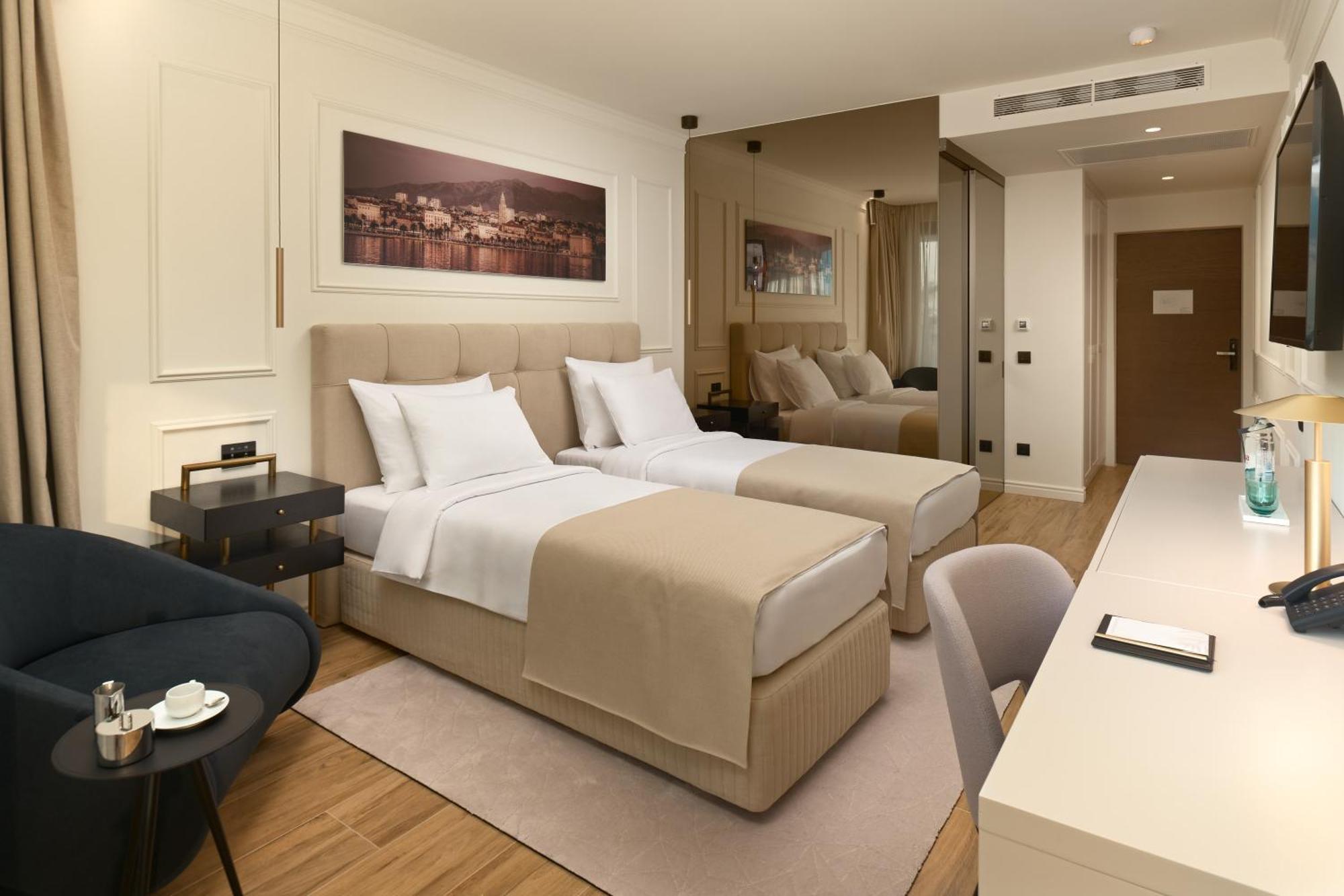 Mirari Boutique Hotel Split Bagian luar foto